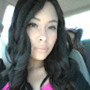 Meet your Posher, Monique